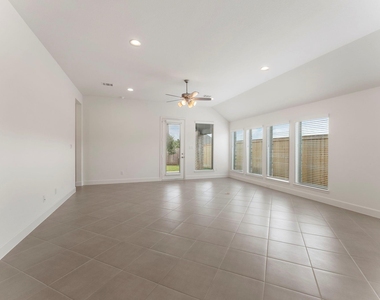 26545 Pioneer Pointe Court - Photo Thumbnail 29