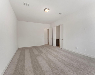 26545 Pioneer Pointe Court - Photo Thumbnail 15