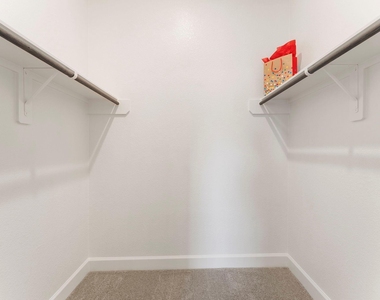 26545 Pioneer Pointe Court - Photo Thumbnail 6