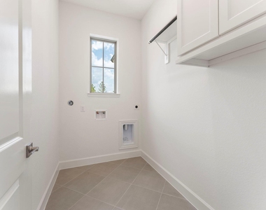 26545 Pioneer Pointe Court - Photo Thumbnail 4