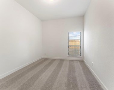 26545 Pioneer Pointe Court - Photo Thumbnail 5