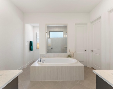 26545 Pioneer Pointe Court - Photo Thumbnail 16
