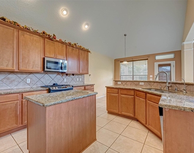 26031 Crestford Park Lane - Photo Thumbnail 19