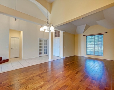 26031 Crestford Park Lane - Photo Thumbnail 6