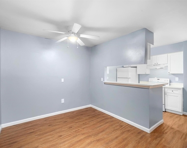 6415 South Lake Houston Parkway - Photo Thumbnail 6