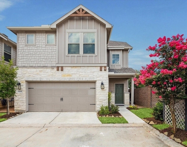5134 Aedan Oak Street - Photo Thumbnail 3