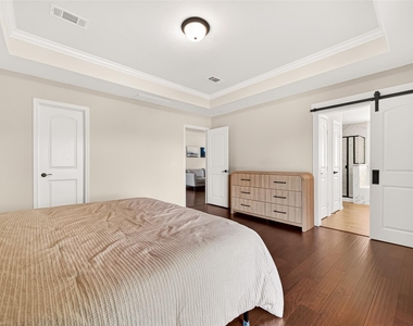 5134 Aedan Oak Street - Photo Thumbnail 29