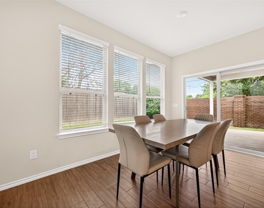 5134 Aedan Oak Street - Photo Thumbnail 15