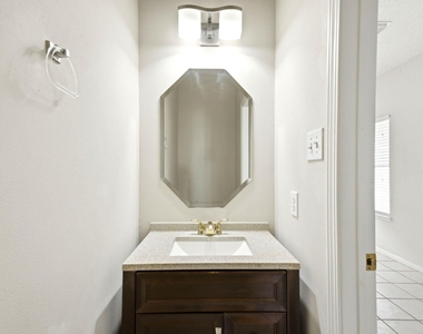3126 Waters View Drive - Photo Thumbnail 28