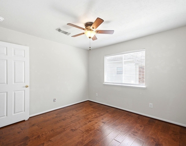 3126 Waters View Drive - Photo Thumbnail 41