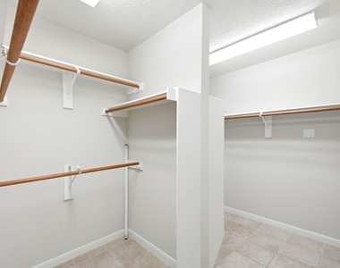 3126 Waters View Drive - Photo Thumbnail 35