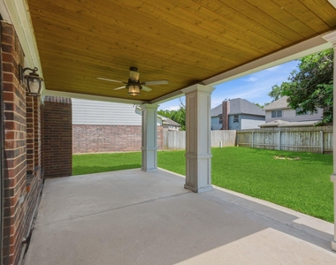 3126 Waters View Drive - Photo Thumbnail 45