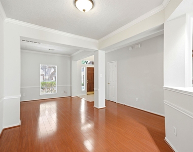 3126 Waters View Drive - Photo Thumbnail 14
