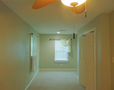 1914 52nd Street - Photo Thumbnail 21