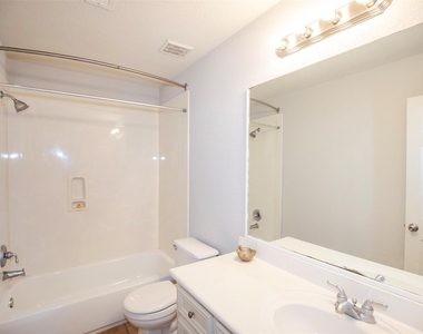 2213 Jernigan Ford - Photo Thumbnail 32
