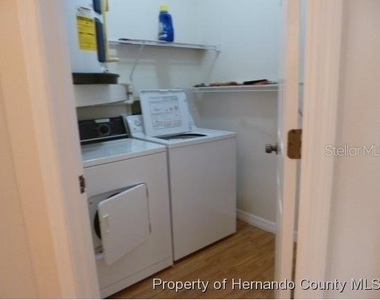 6460 River Run Boulevard - Photo Thumbnail 3
