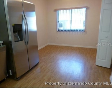 6460 River Run Boulevard - Photo Thumbnail 11