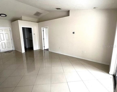 153 Rosedale Avenue - Photo Thumbnail 2
