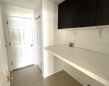 153 Rosedale Avenue - Photo Thumbnail 12