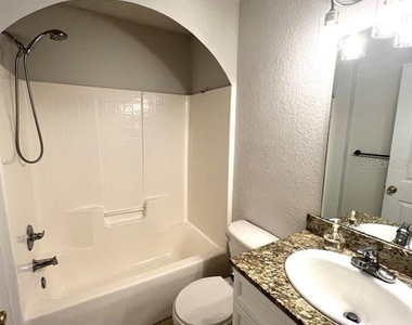 153 Rosedale Avenue - Photo Thumbnail 7