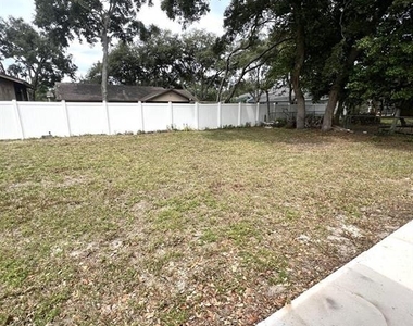 153 Rosedale Avenue - Photo Thumbnail 14