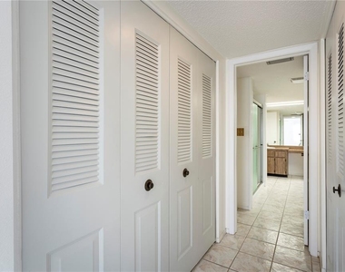 3840 Staysail Lane - Photo Thumbnail 18