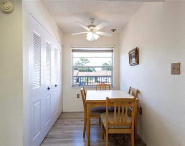 3840 Staysail Lane - Photo Thumbnail 7