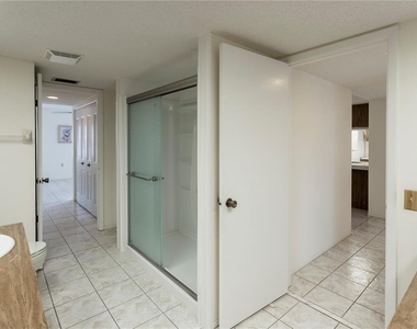 3840 Staysail Lane - Photo Thumbnail 37