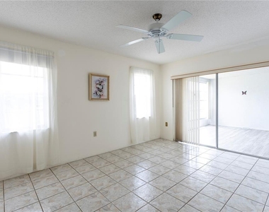 3840 Staysail Lane - Photo Thumbnail 17