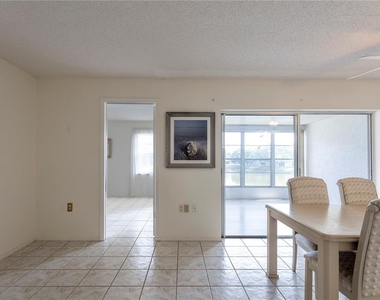 3840 Staysail Lane - Photo Thumbnail 32