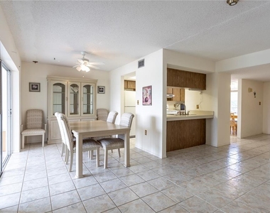 3840 Staysail Lane - Photo Thumbnail 15