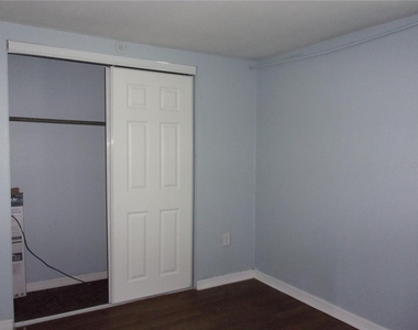 5206 7th Street - Photo Thumbnail 9