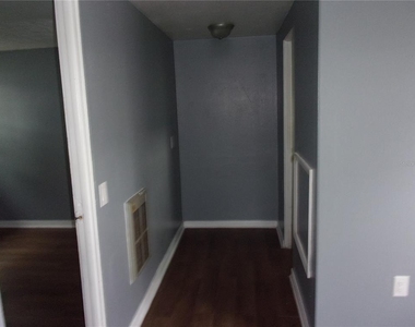 5206 7th Street - Photo Thumbnail 11