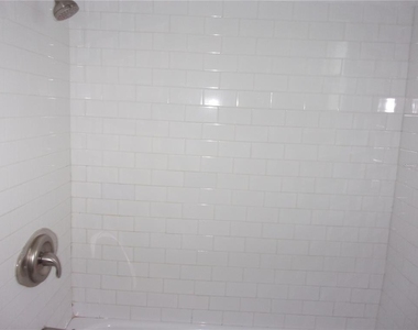 5208 7th Street - Photo Thumbnail 13