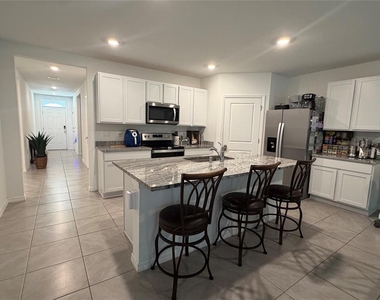 10866 Quail Grove Way - Photo Thumbnail 2