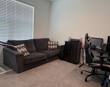 10866 Quail Grove Way - Photo Thumbnail 8