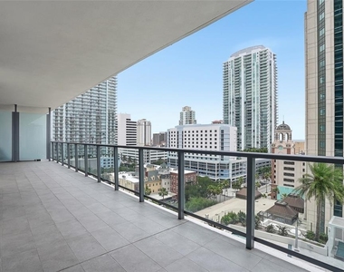275 1st Avenue S - Photo Thumbnail 21
