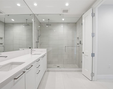 275 1st Avenue S - Photo Thumbnail 13