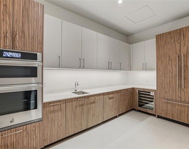 275 1st Avenue S - Photo Thumbnail 58
