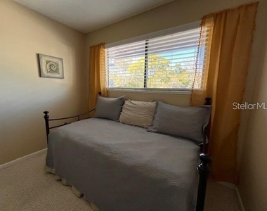 6033 34th Street W - Photo Thumbnail 18
