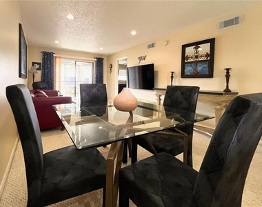 6033 34th Street W - Photo Thumbnail 12