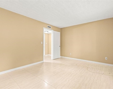7510 Presley Place - Photo Thumbnail 7