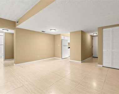 7510 Presley Place - Photo Thumbnail 12
