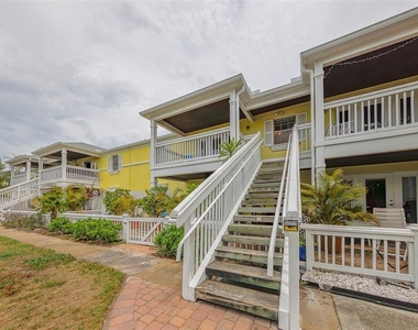 222 Pompano Drive Se - Photo Thumbnail 28