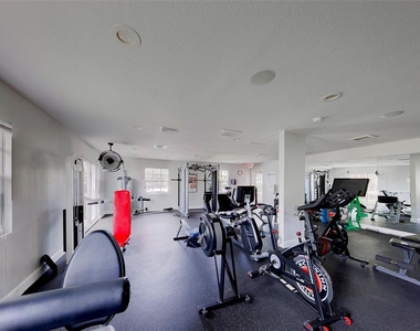 222 Pompano Drive Se - Photo Thumbnail 41