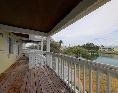 222 Pompano Drive Se - Photo Thumbnail 27