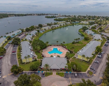222 Pompano Drive Se - Photo Thumbnail 46