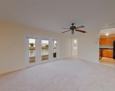 222 Pompano Drive Se - Photo Thumbnail 6