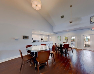 222 Pompano Drive Se - Photo Thumbnail 36