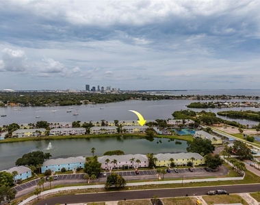 222 Pompano Drive Se - Photo Thumbnail 1